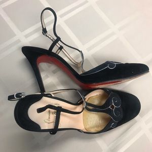 Christian Louboutin black heels 👠